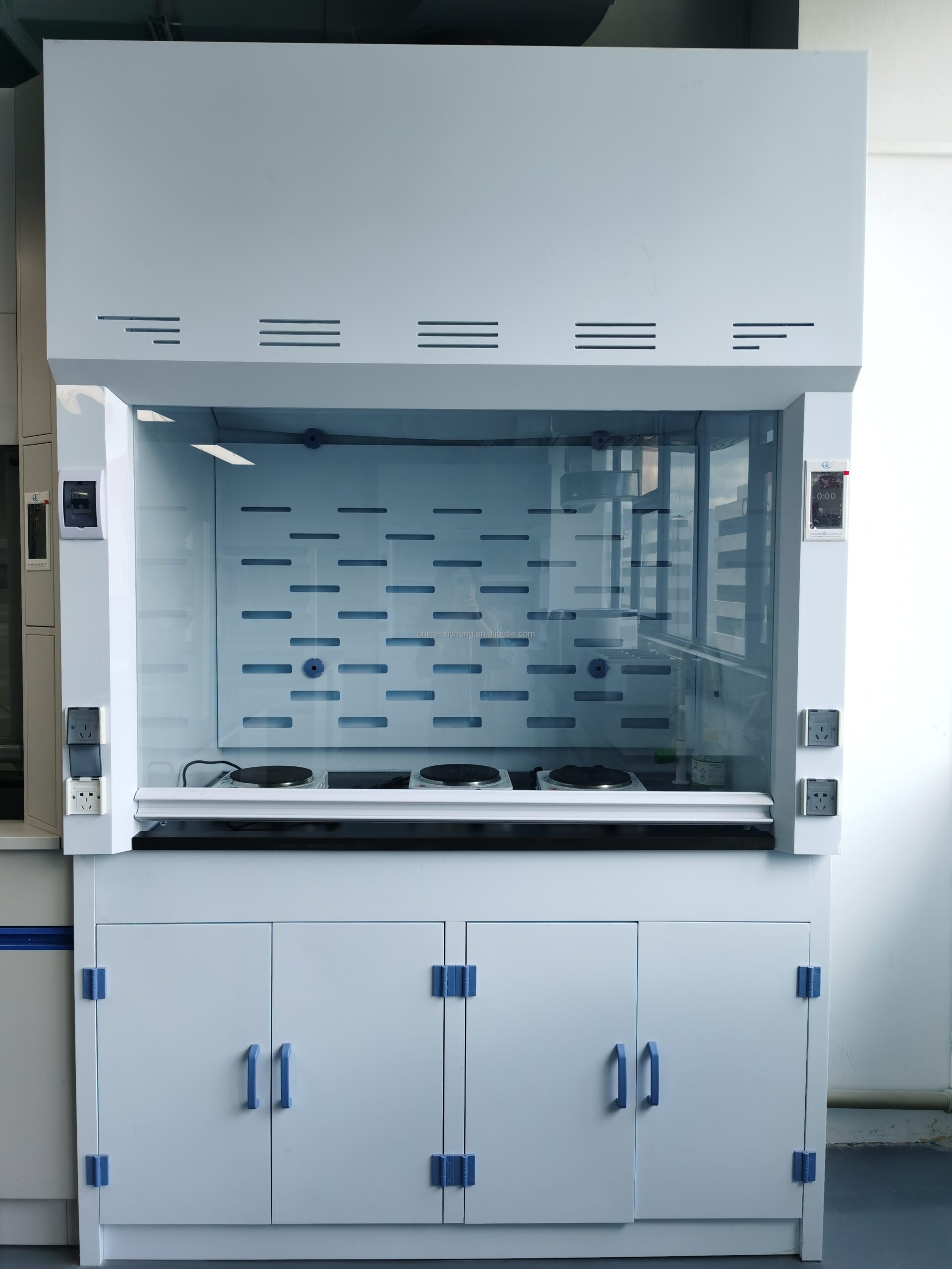 PP Laboratory Fume Hood | Variable Air Volume Ventilation System - Image 2